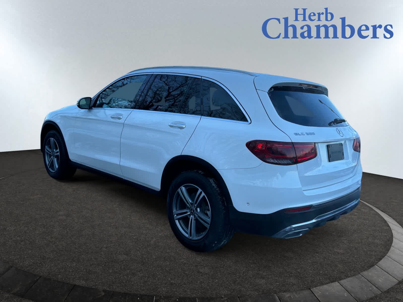 used 2021 Mercedes-Benz GLC 300 car, priced at $26,999