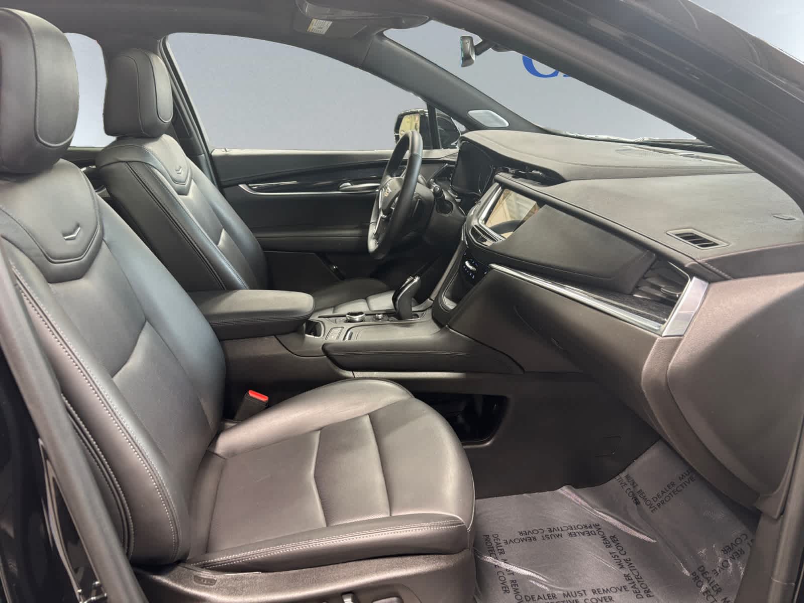 used 2023 Cadillac XT5 car, priced at $30,999
