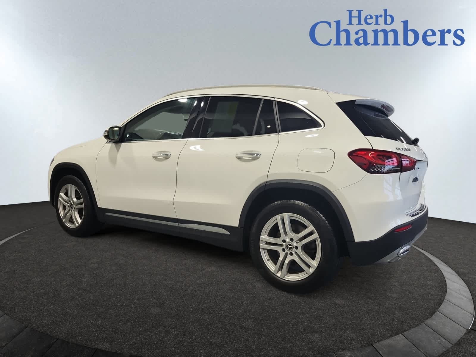 used 2021 Mercedes-Benz GLA 250 car, priced at $22,597