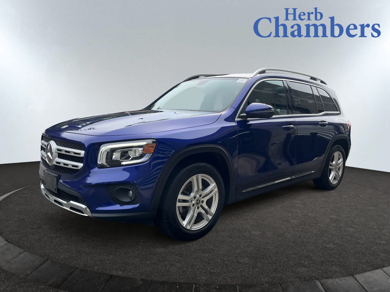 used 2020 Mercedes-Benz GLB 250 car, priced at $26,998