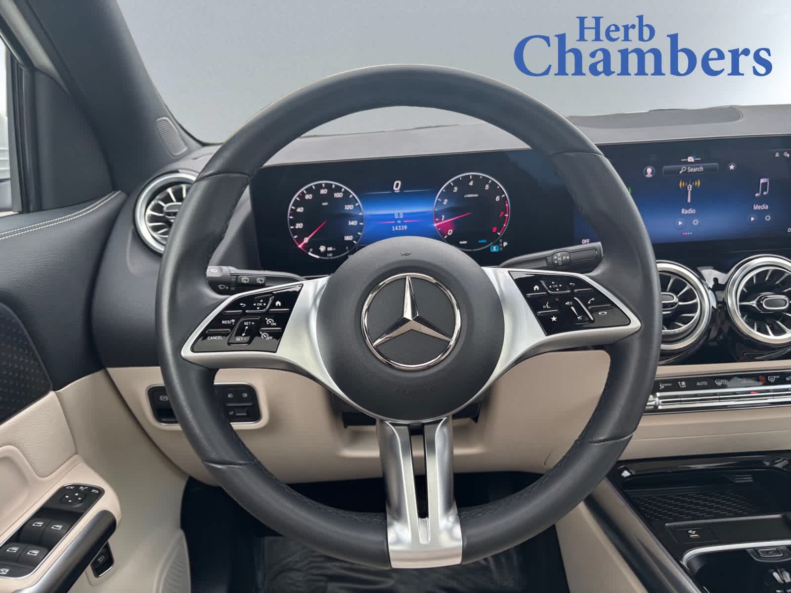 used 2024 Mercedes-Benz GLA 250 car, priced at $39,998