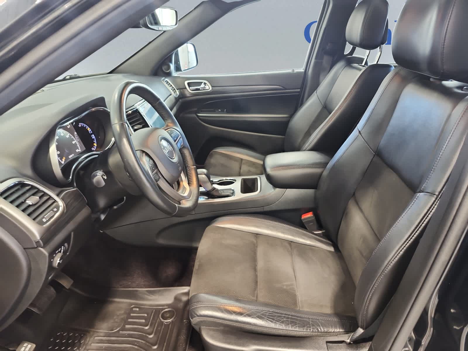 used 2019 Jeep Grand Cherokee car, priced at $23,997