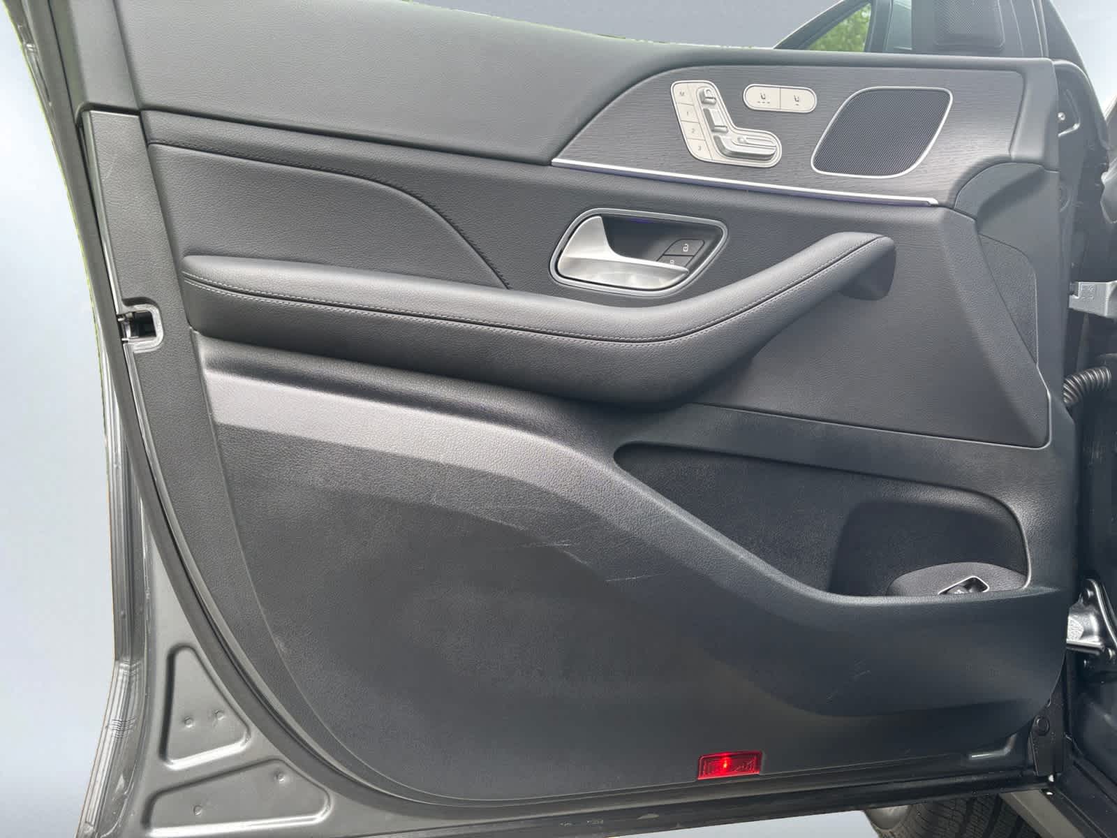 used 2025 Mercedes-Benz GLE 350 car, priced at $63,998