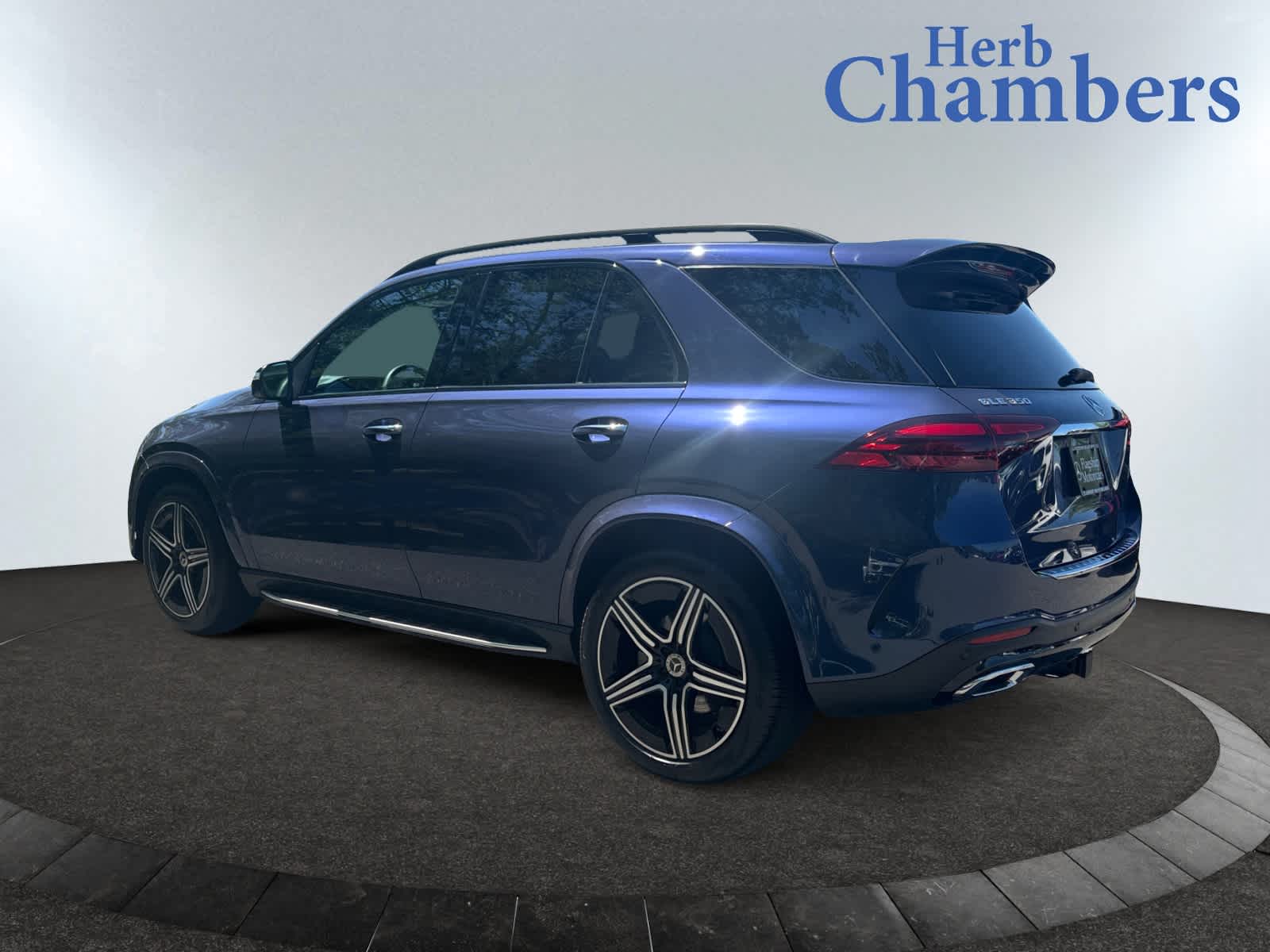 used 2025 Mercedes-Benz GLE 350 car, priced at $65,998