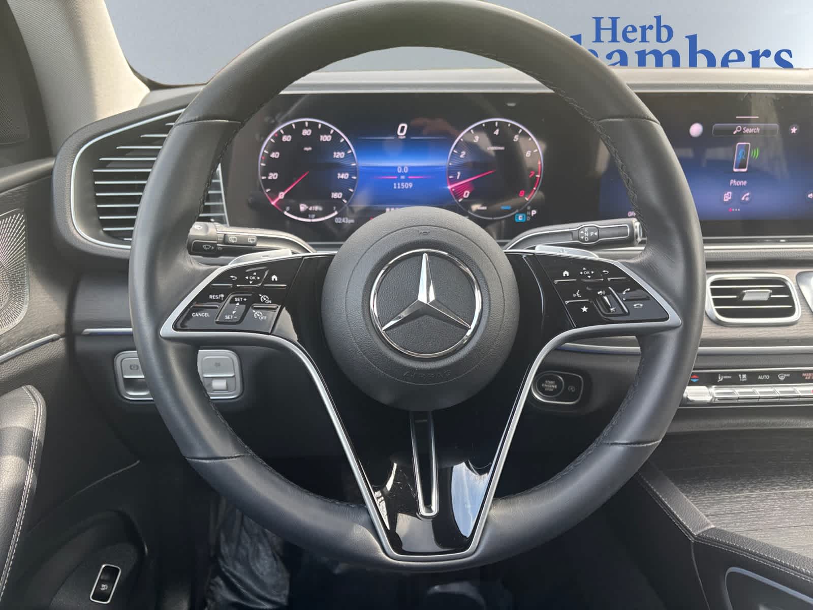 used 2025 Mercedes-Benz GLE 350 car, priced at $61,998