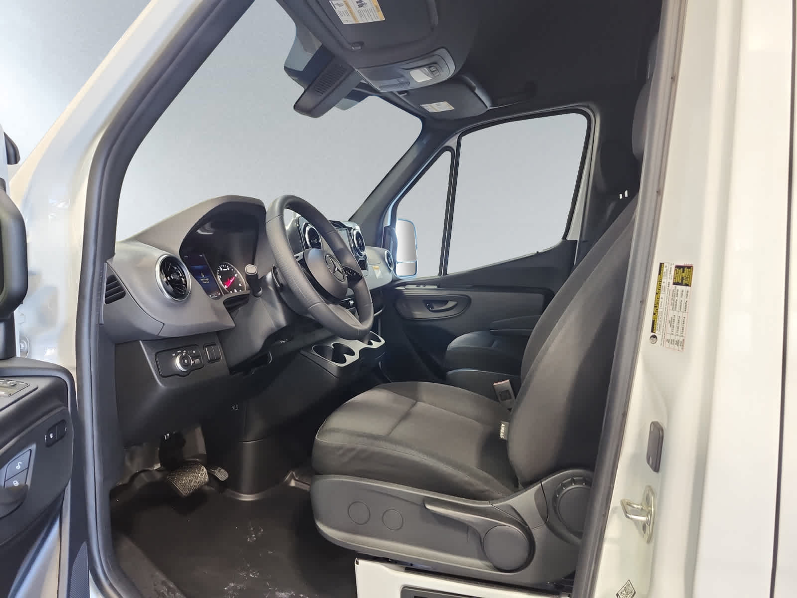 new 2025 Mercedes-Benz Sprinter 2500 car