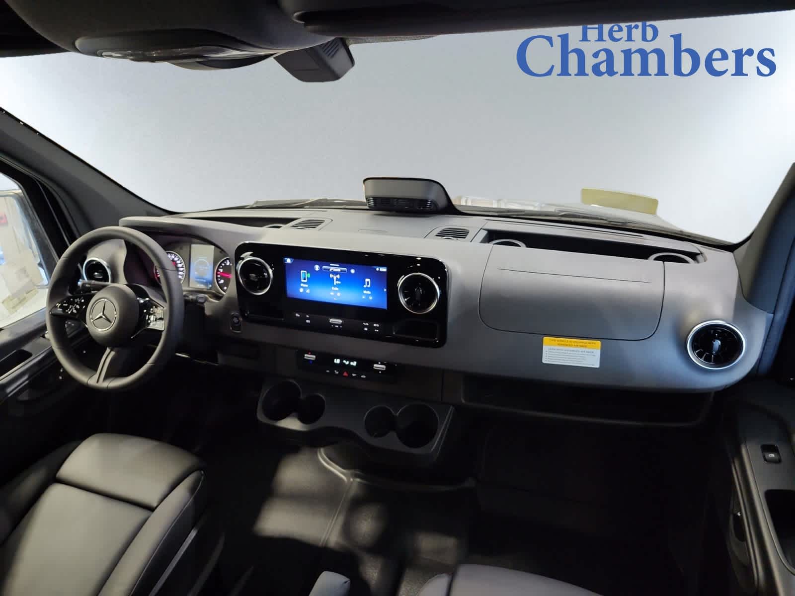 new 2025 Mercedes-Benz Sprinter car