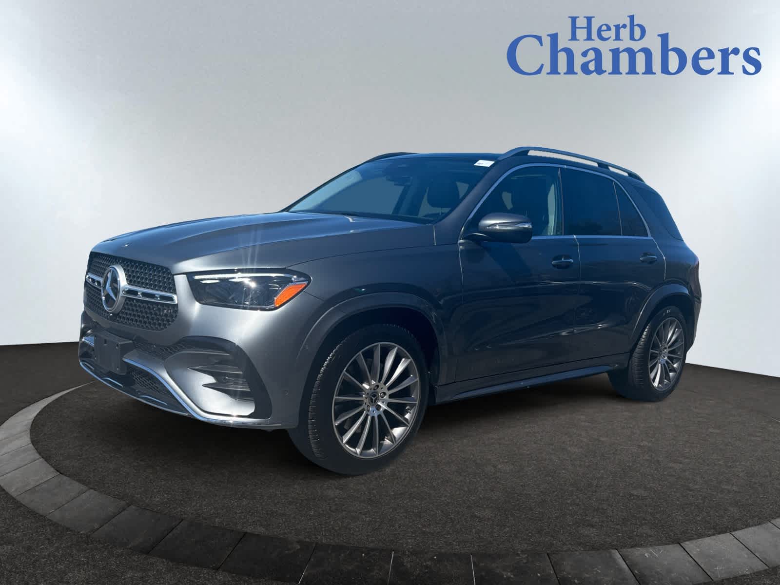 used 2025 Mercedes-Benz GLE 350 car, priced at $67,998