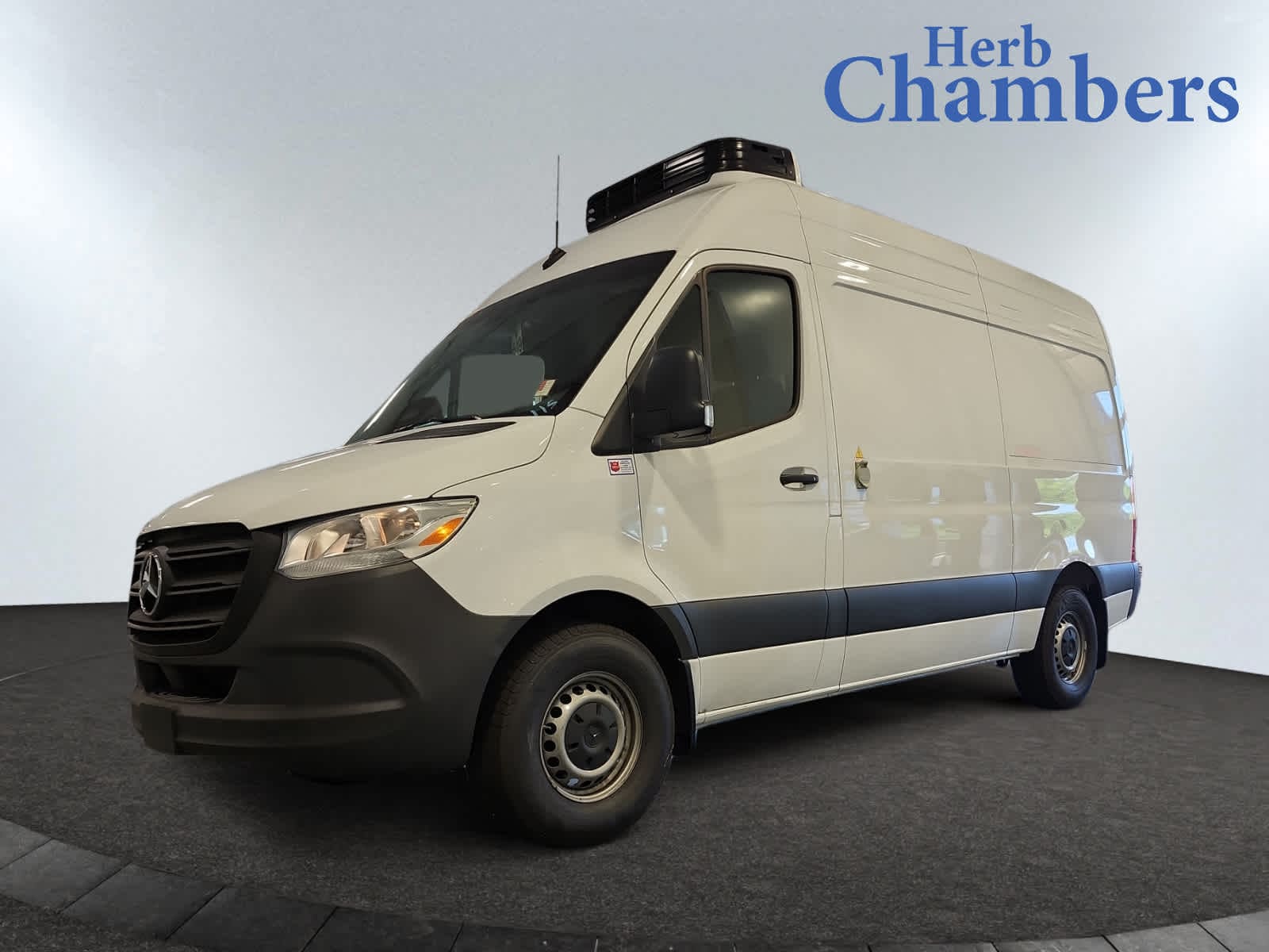 new 2025 Mercedes-Benz Sprinter car