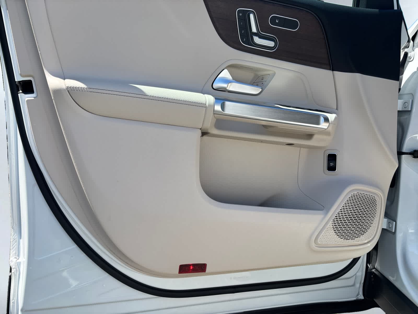 used 2022 Mercedes-Benz GLB 250 car, priced at $32,398