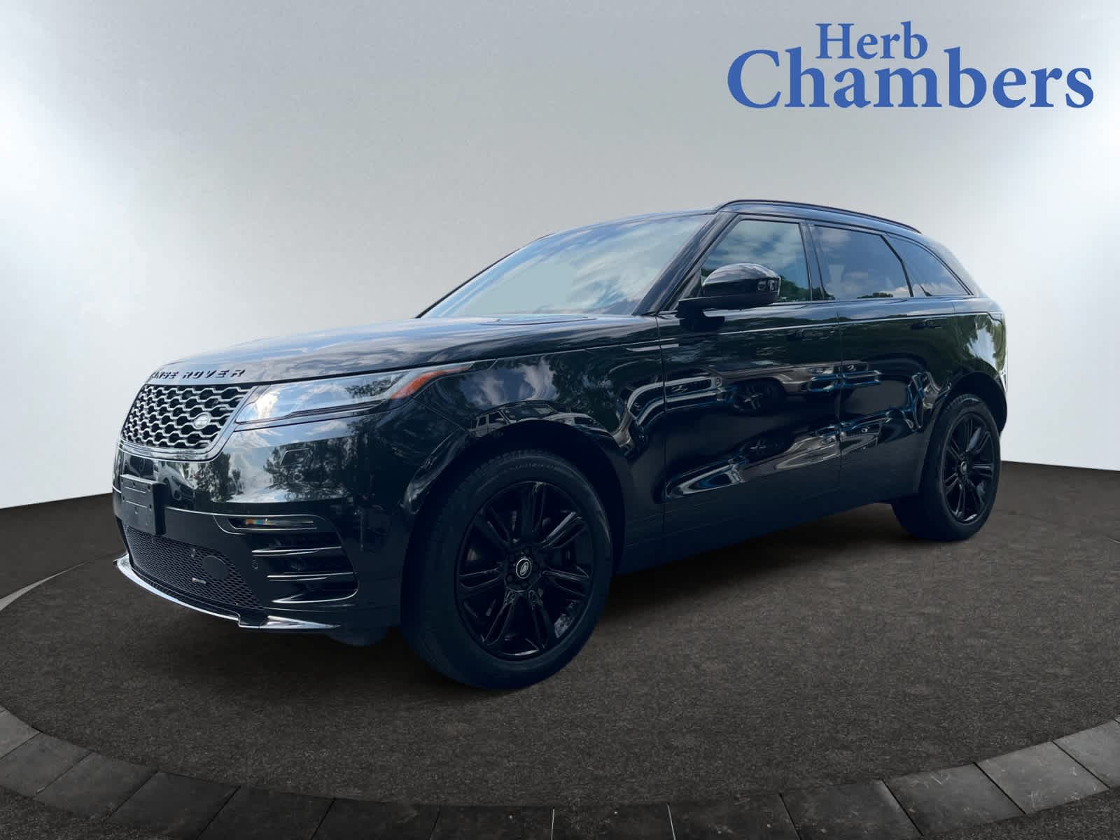 used 2022 Land Rover Range Rover Velar car, priced at $36,997