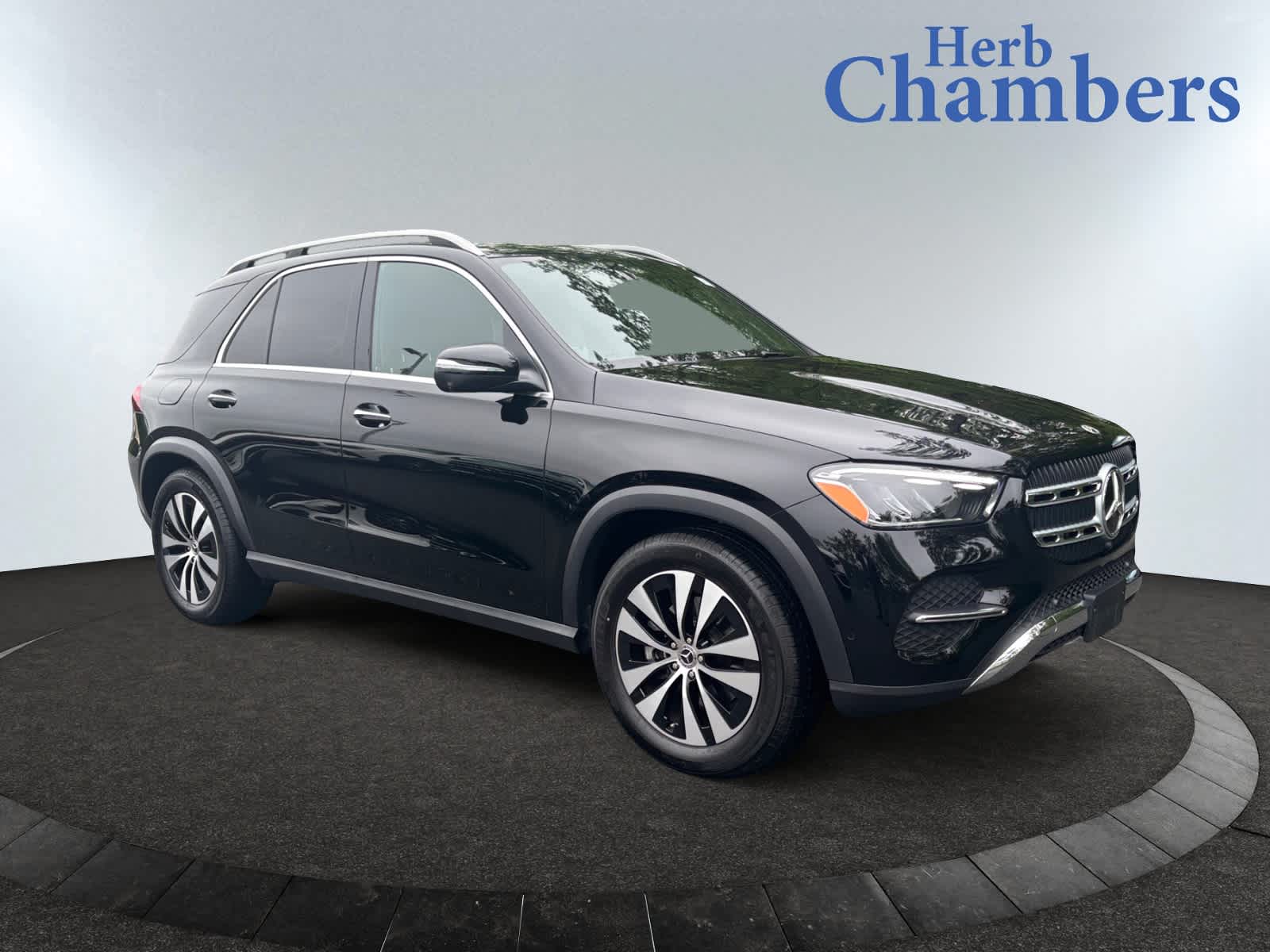 used 2025 Mercedes-Benz GLE 350 car, priced at $58,998