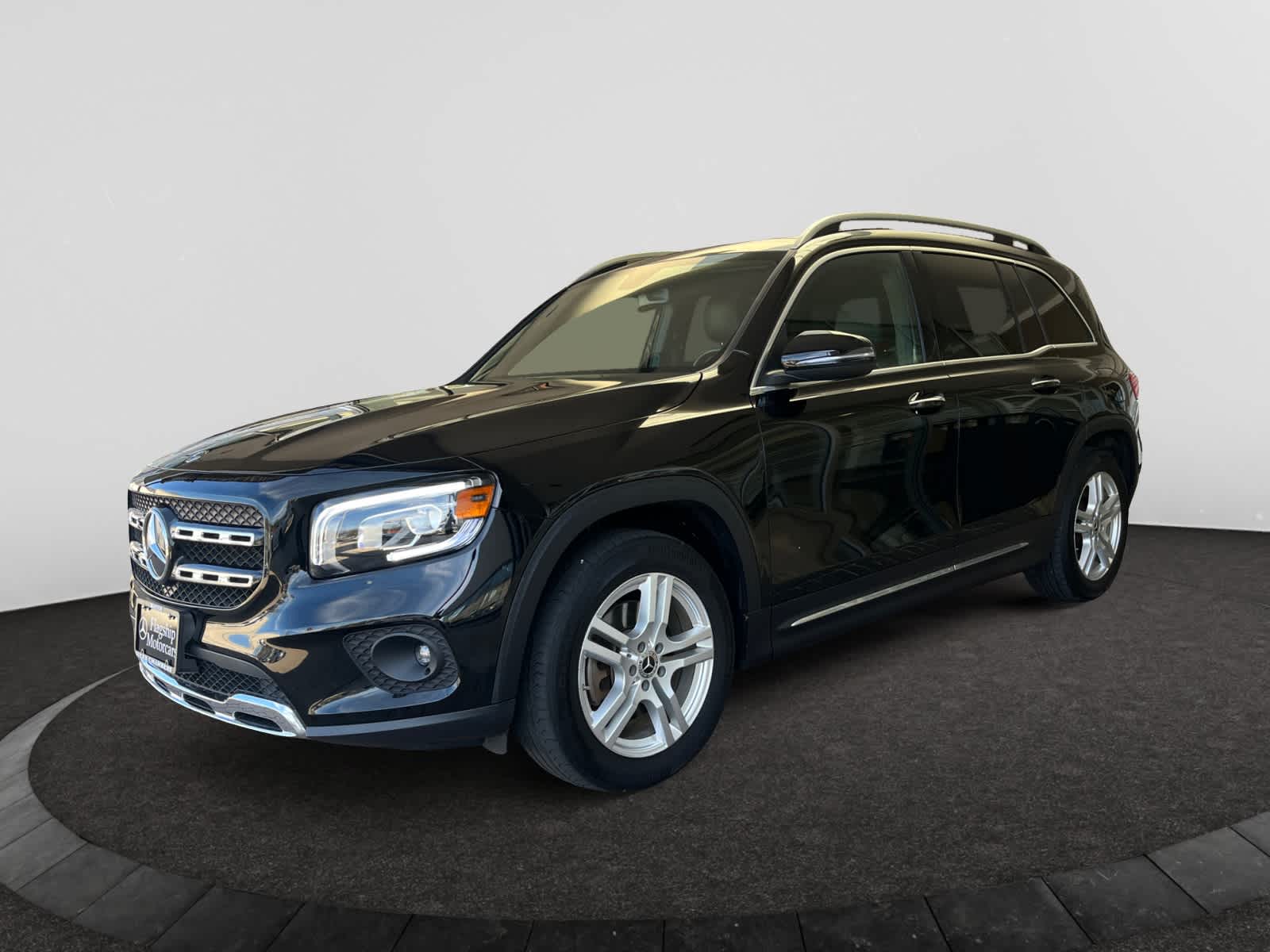 used 2020 Mercedes-Benz GLB 250 car, priced at $32,998
