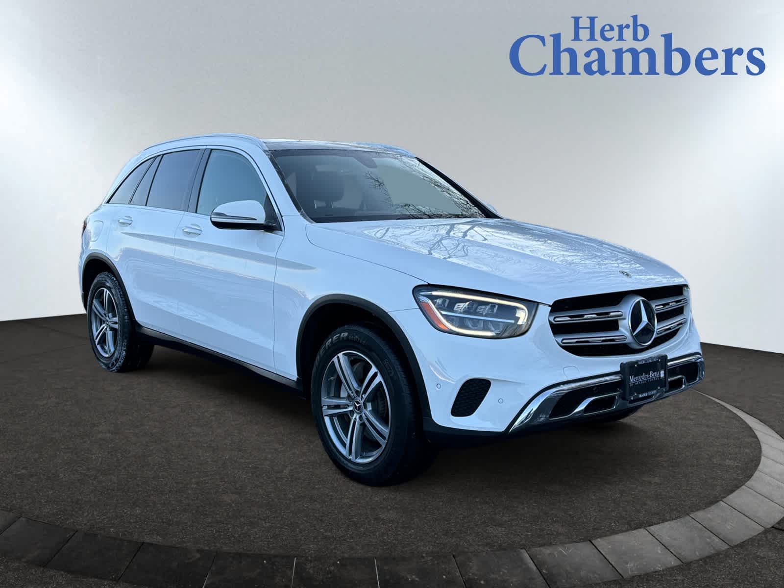 used 2021 Mercedes-Benz GLC 300 car, priced at $26,999