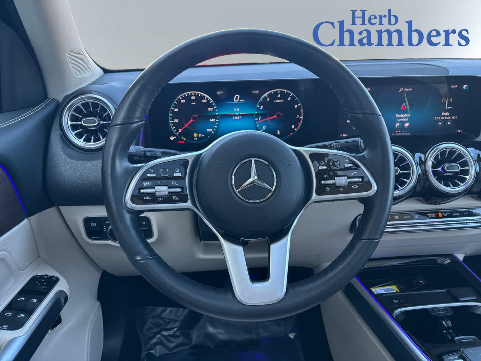 used 2023 Mercedes-Benz GLB 250 car, priced at $38,998