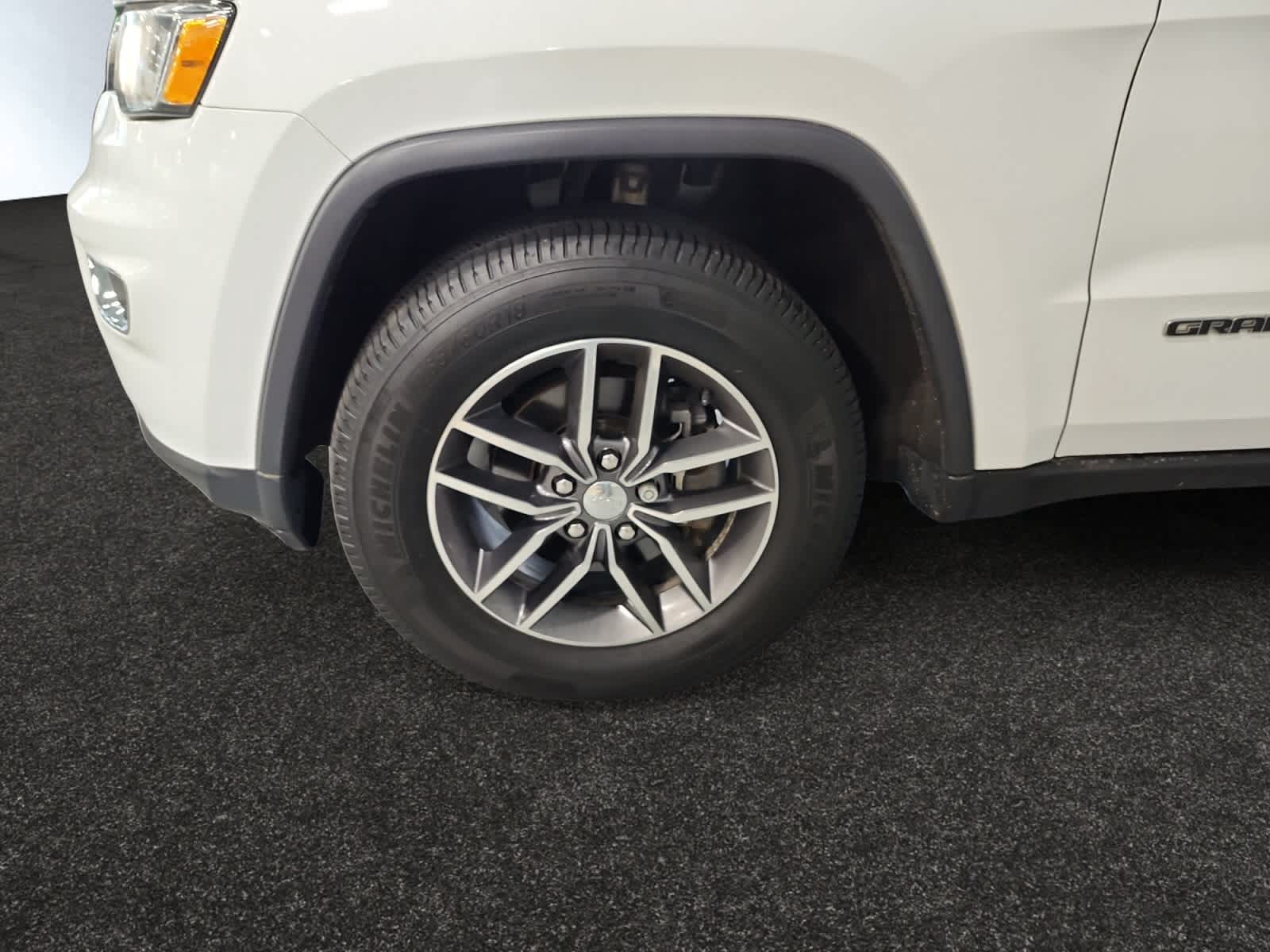 used 2018 Jeep Grand Cherokee car, priced at $19,997