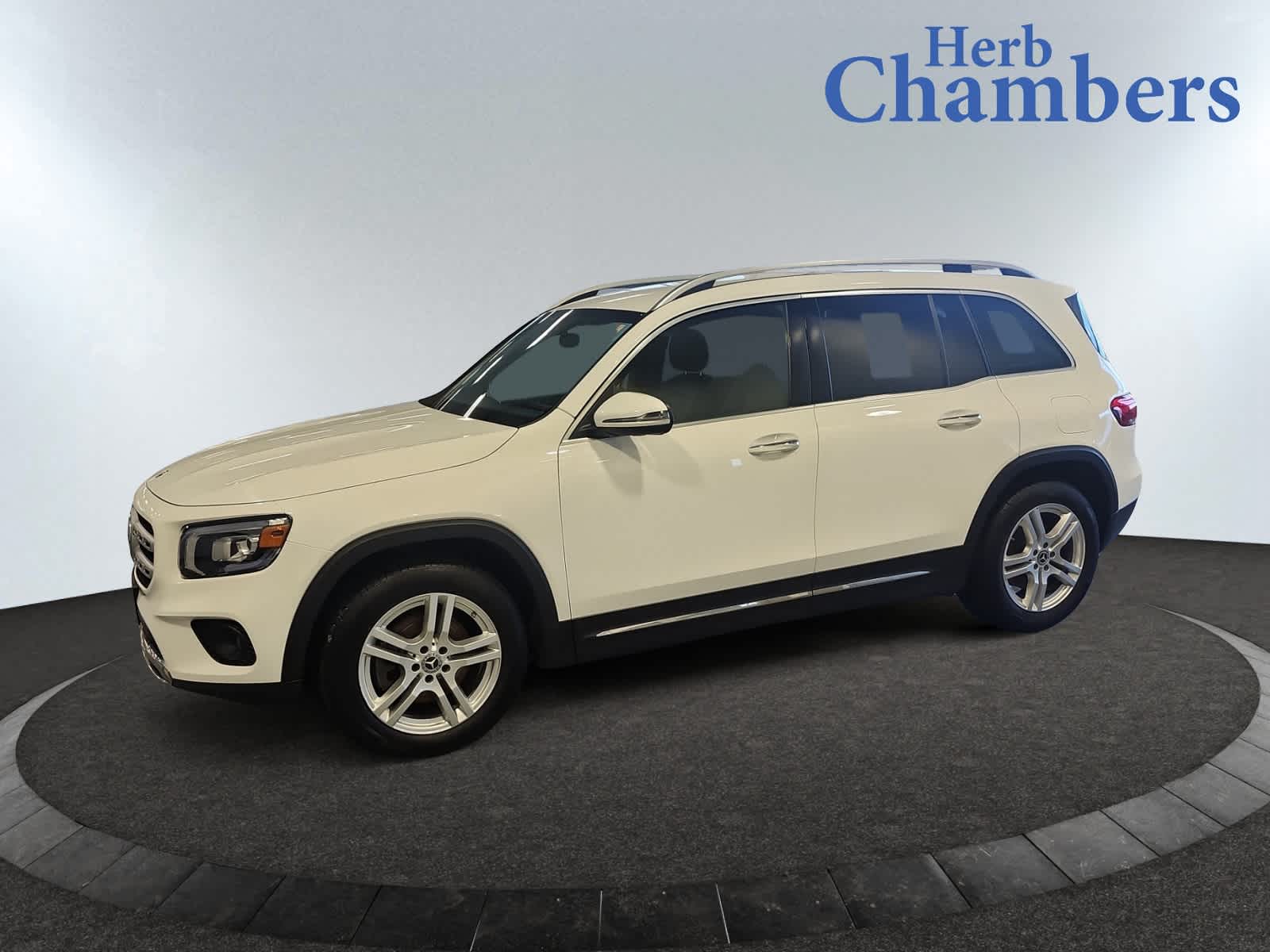 used 2020 Mercedes-Benz GLB 250 car, priced at $19,997