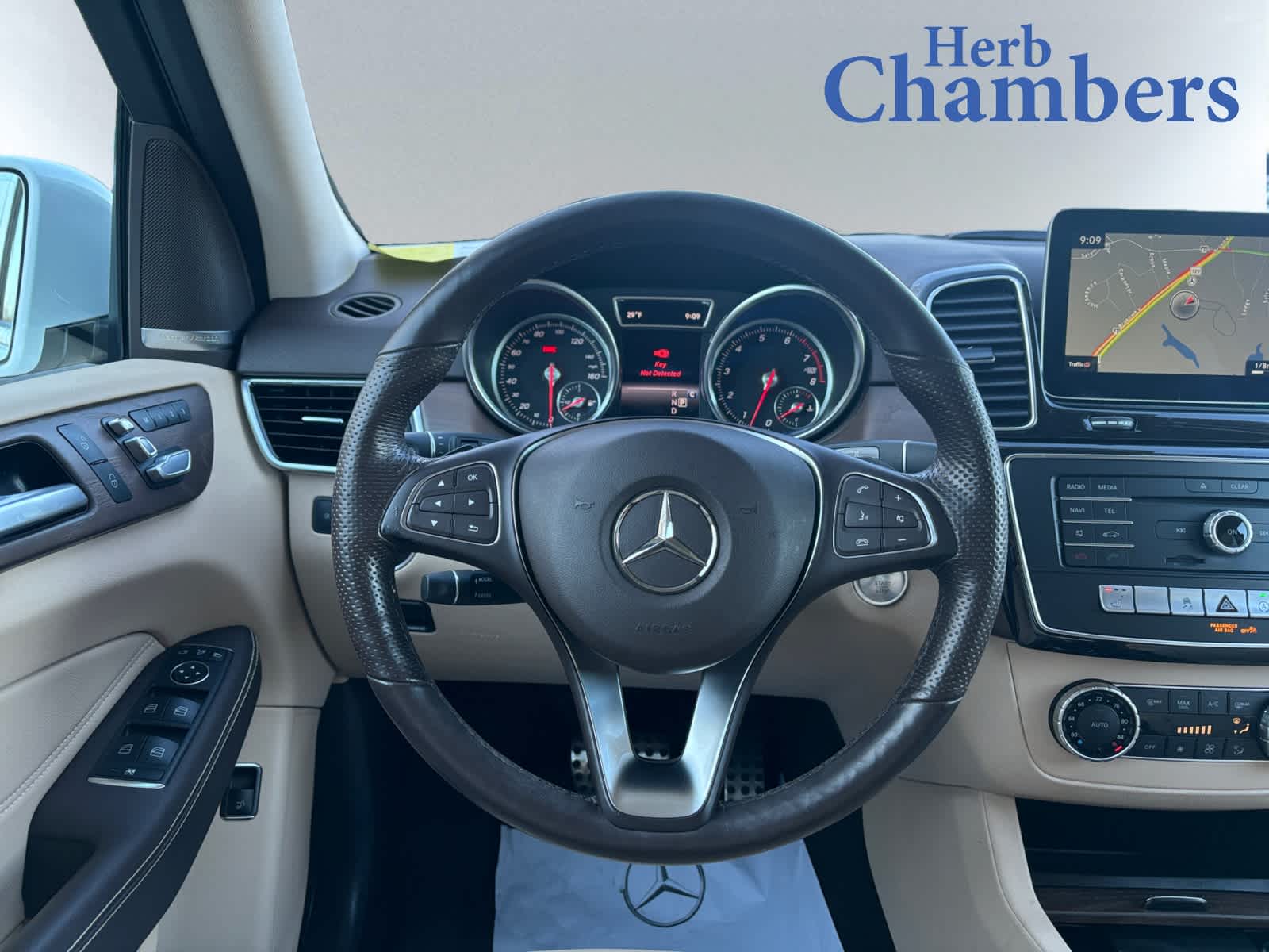 used 2019 Mercedes-Benz GLE 400 car, priced at $35,499