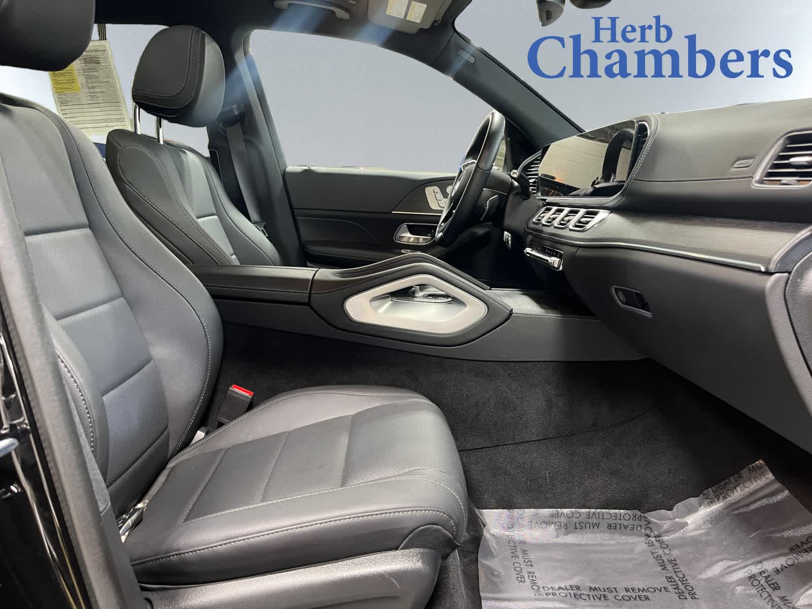 used 2025 Mercedes-Benz GLS 450 car, priced at $79,998