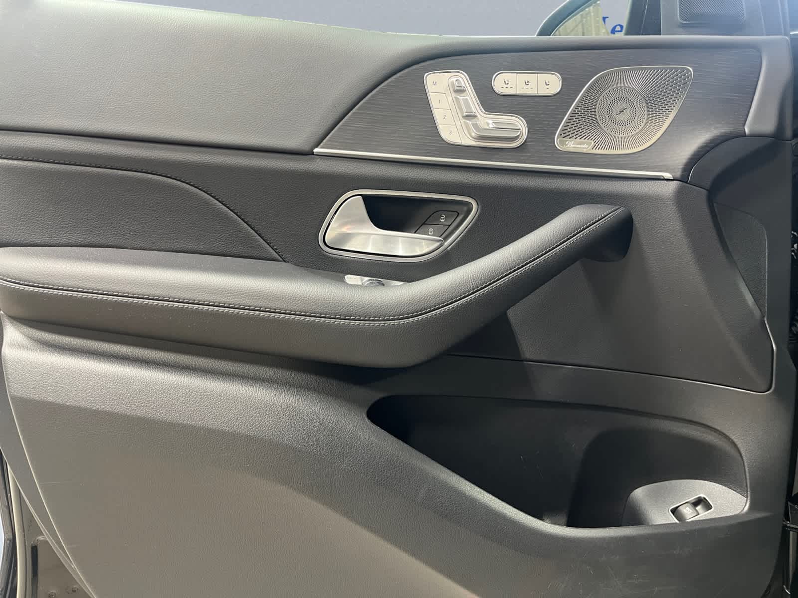 used 2025 Mercedes-Benz GLS 450 car, priced at $79,998