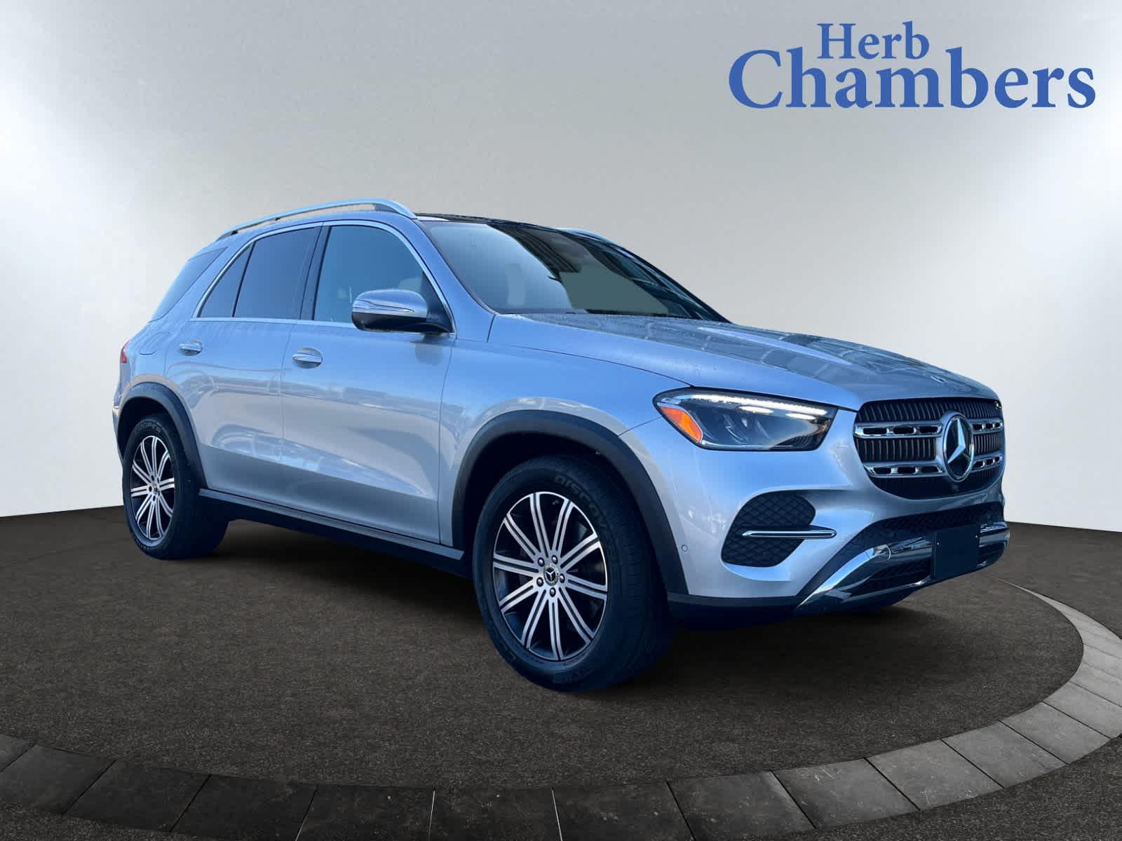 used 2025 Mercedes-Benz GLE 350 car, priced at $62,998