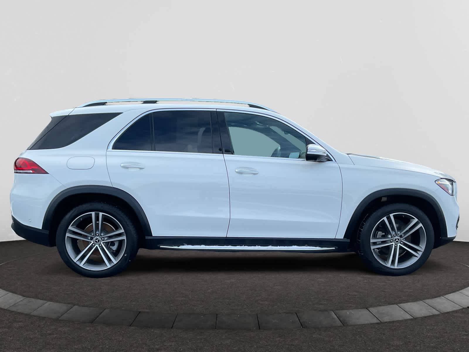 used 2022 Mercedes-Benz GLE 350 car, priced at $51,998