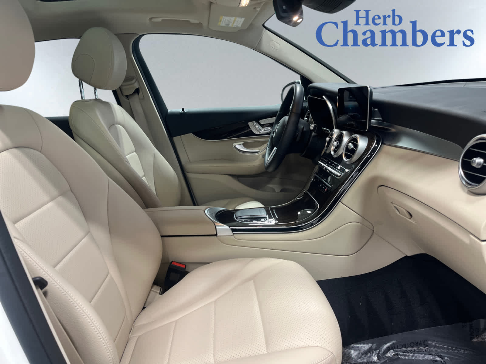 used 2022 Mercedes-Benz GLC 300 car, priced at $34,498