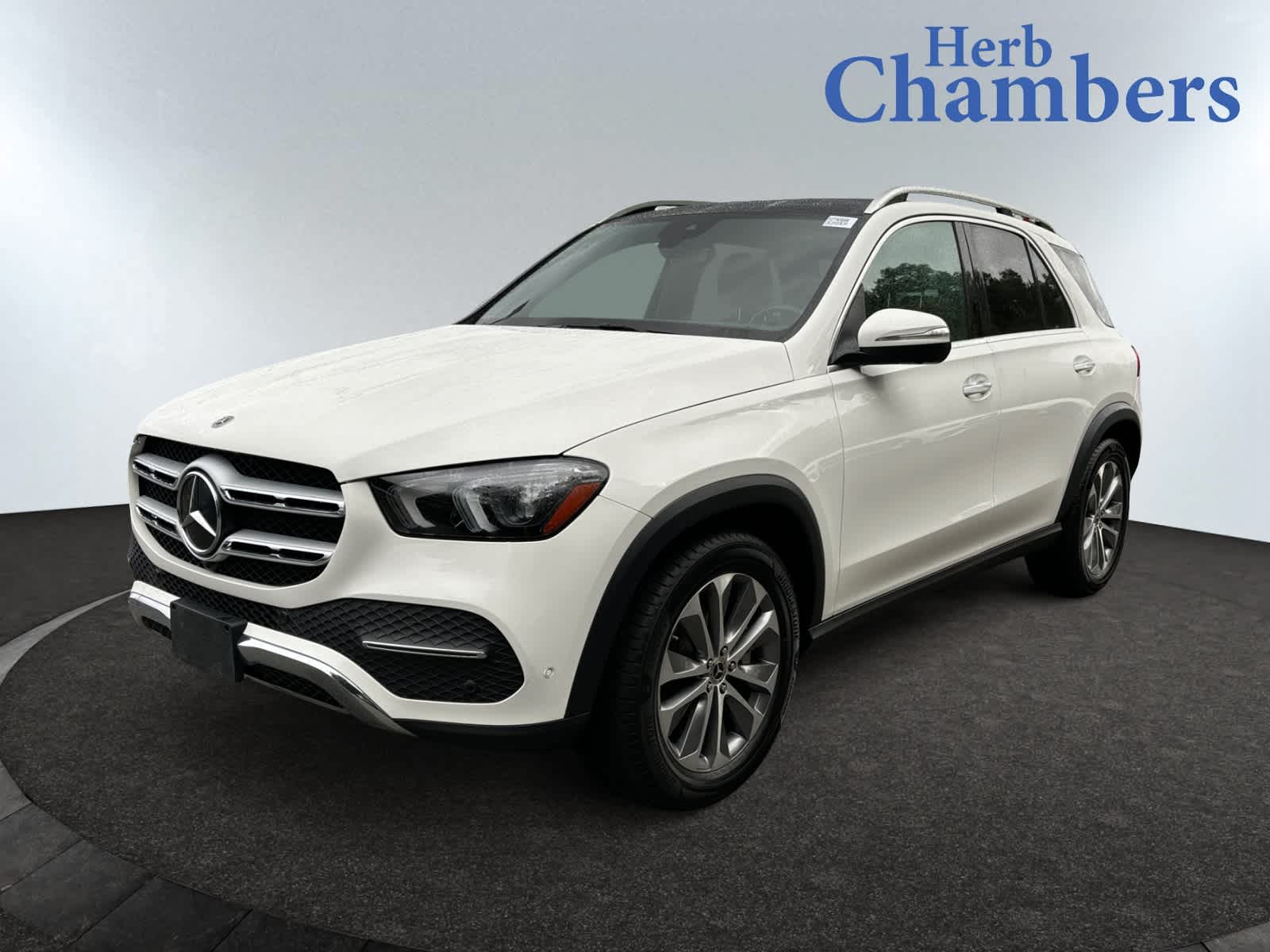 used 2021 Mercedes-Benz GLE 350 car, priced at $41,998