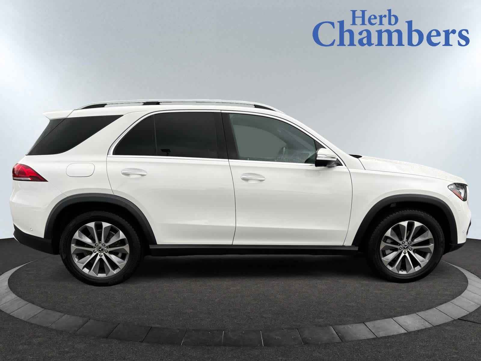 used 2021 Mercedes-Benz GLE 350 car, priced at $41,998