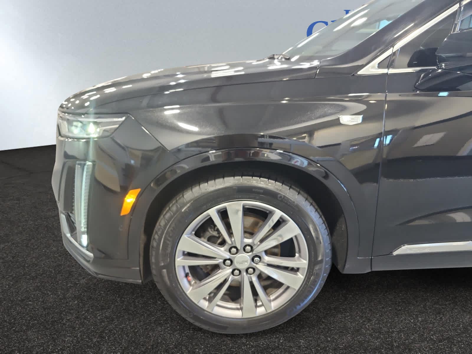 used 2023 Cadillac XT6 car, priced at $35,497