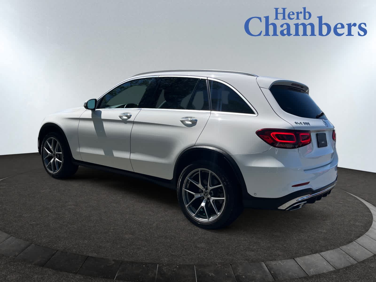 used 2021 Mercedes-Benz GLC 300 car, priced at $30,998