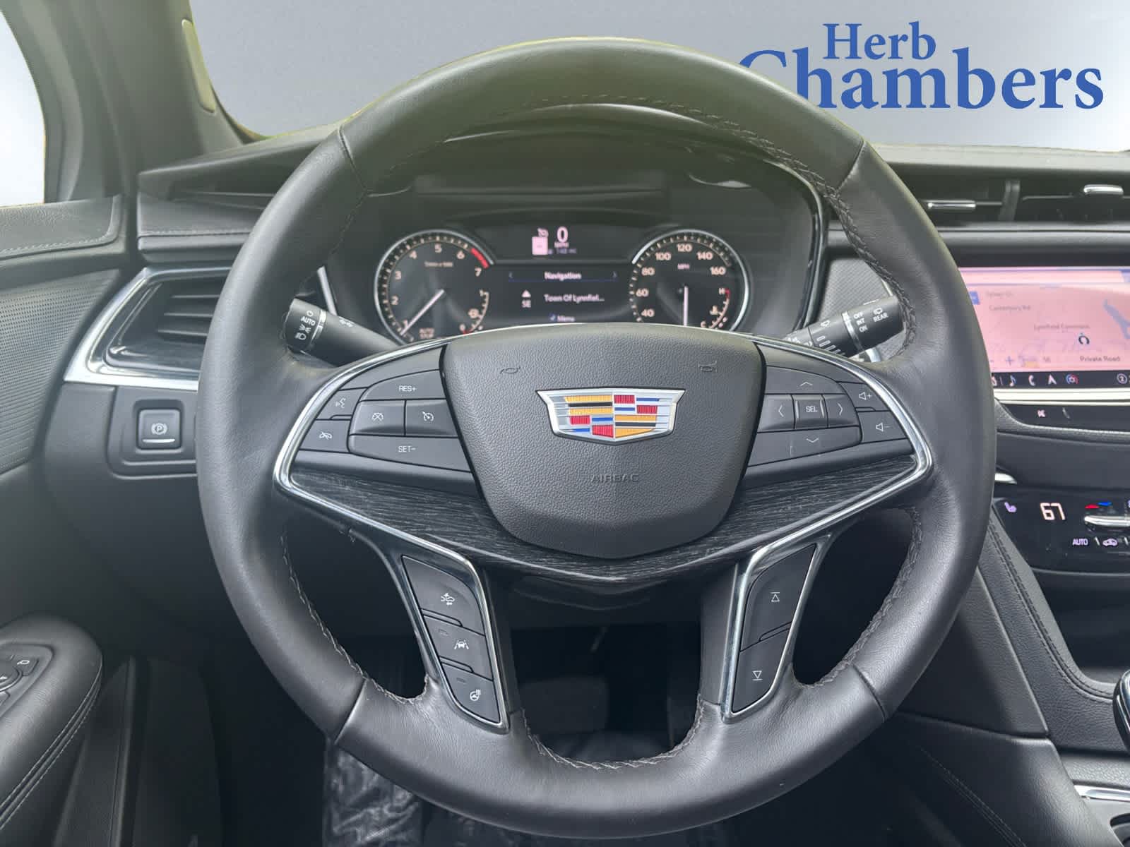 used 2023 Cadillac XT5 car, priced at $30,999