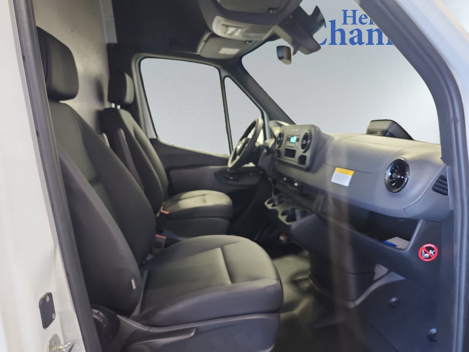 new 2025 Mercedes-Benz Sprinter car