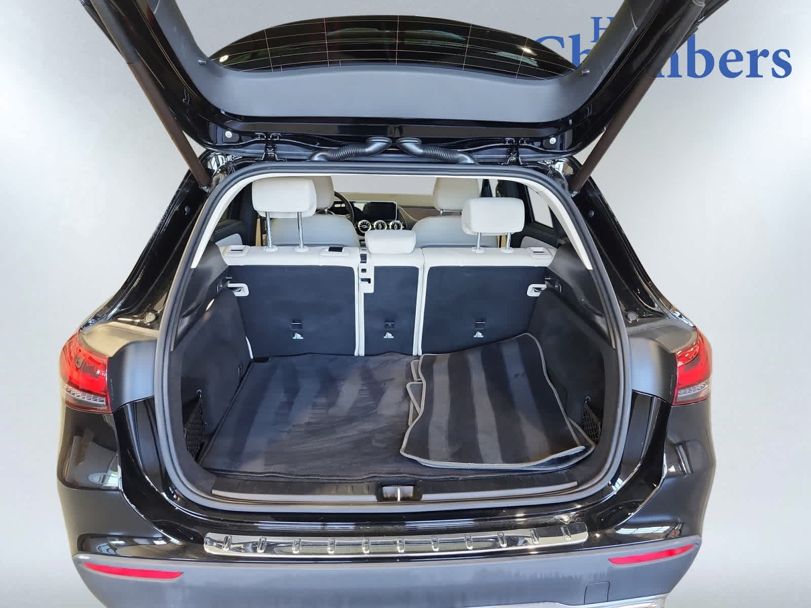 used 2021 Mercedes-Benz GLA 250 car, priced at $26,897