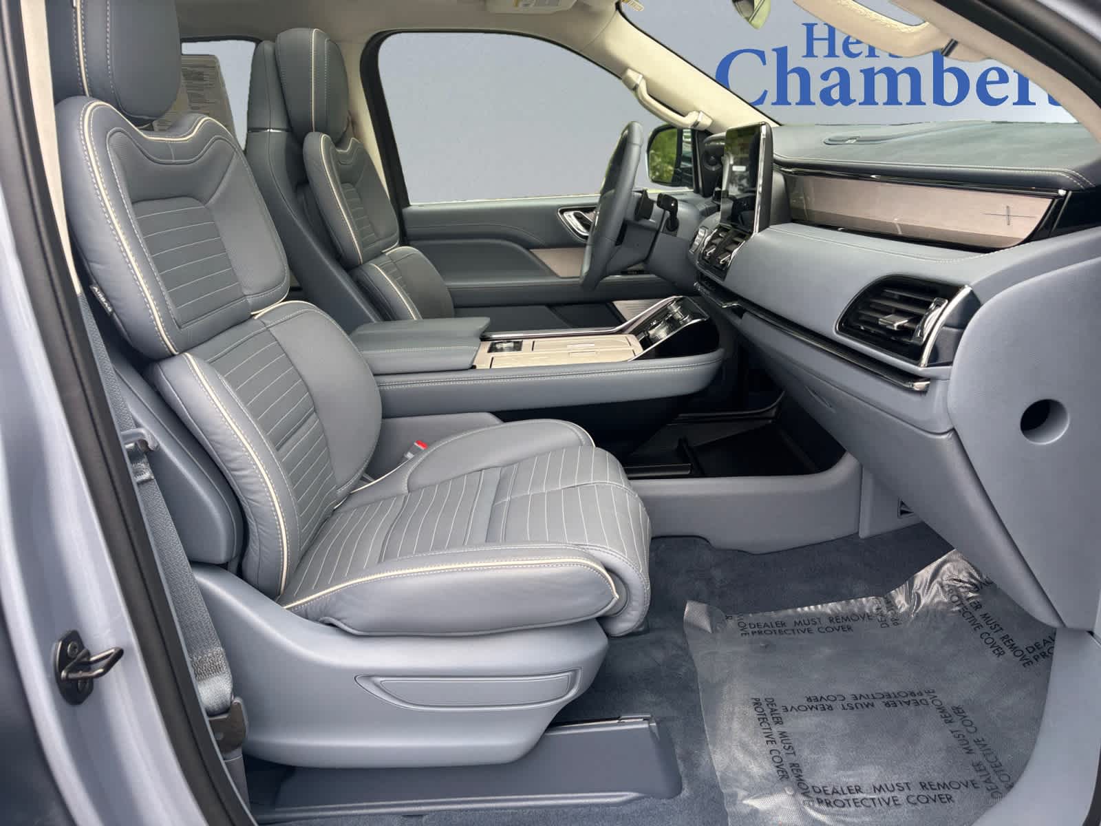 used 2021 Lincoln Navigator car, priced at $56,999