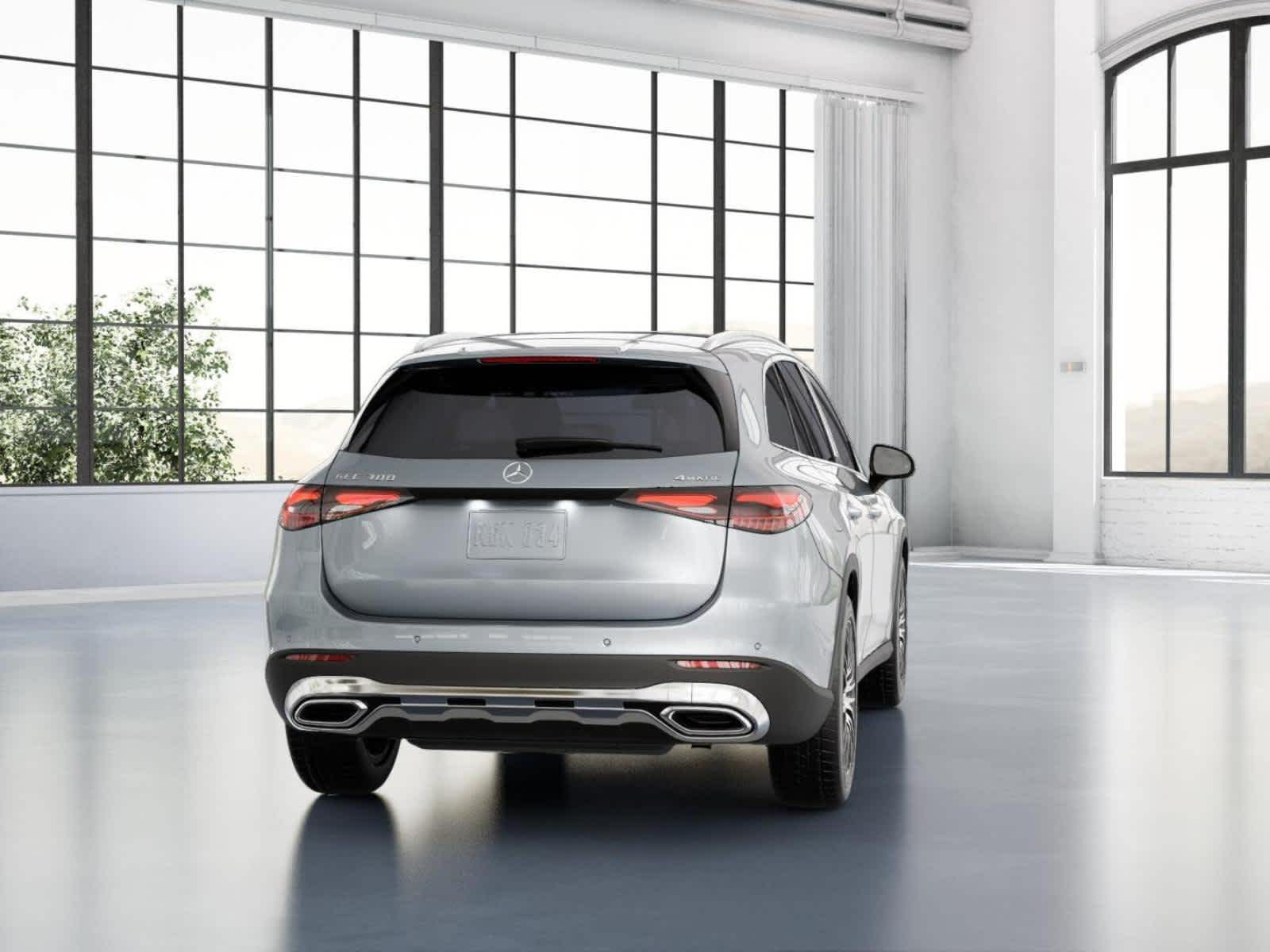 new 2025 Mercedes-Benz GLC 300 car
