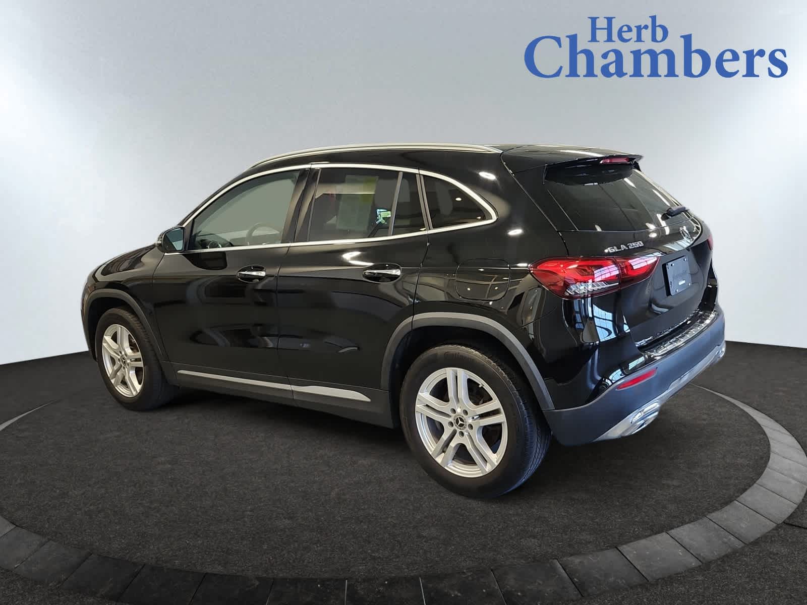 used 2021 Mercedes-Benz GLA 250 car, priced at $26,897