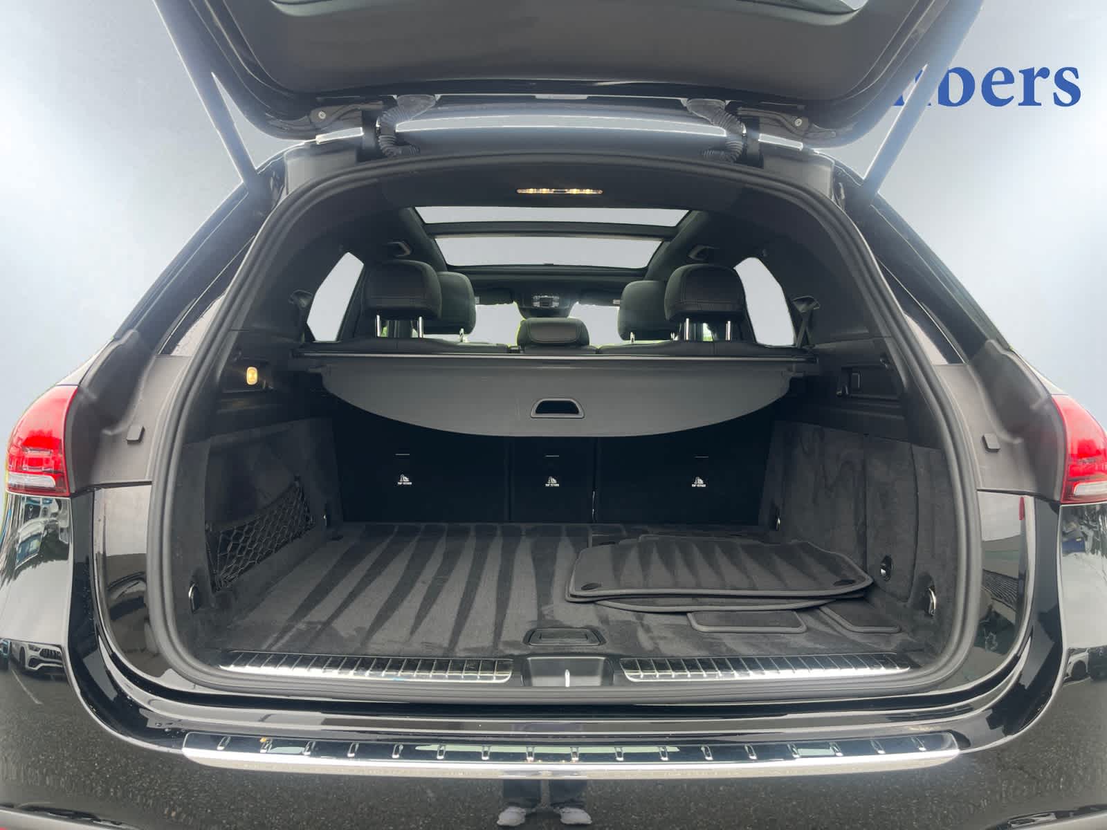 used 2023 Mercedes-Benz GLE 450 car, priced at $56,998