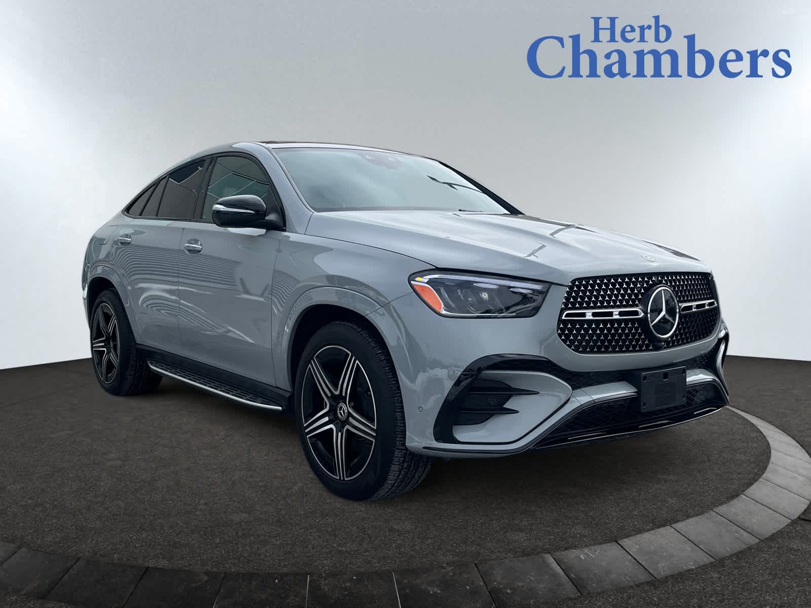 used 2025 Mercedes-Benz GLE 450 car, priced at $78,998