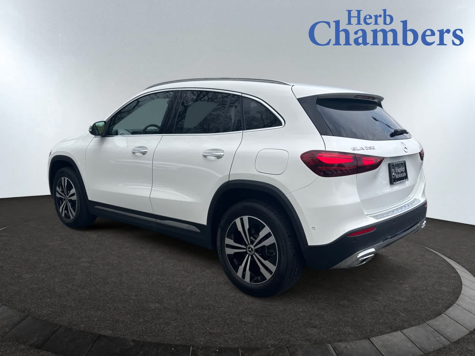 used 2024 Mercedes-Benz GLA 250 car, priced at $39,998