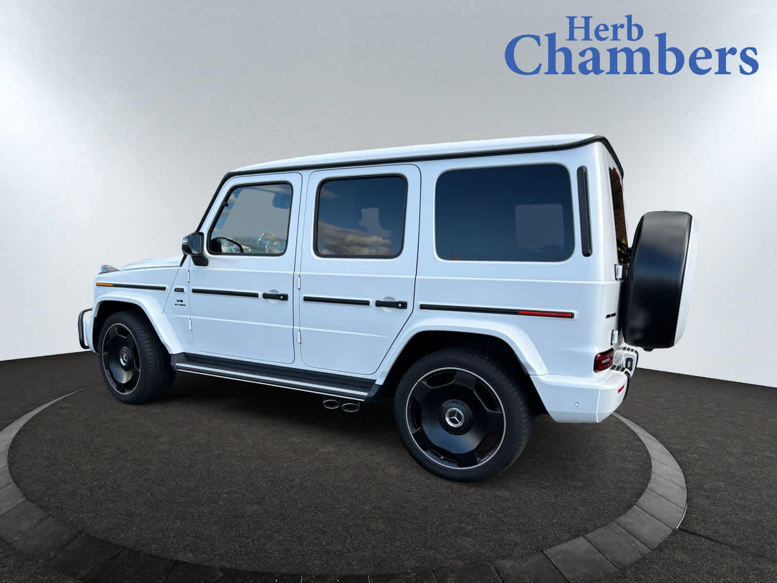 used 2022 Mercedes-Benz AMG G 63 car, priced at $184,998