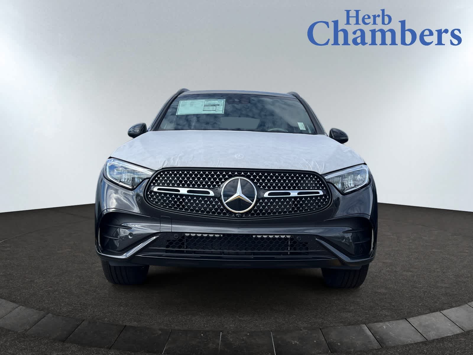 new 2025 Mercedes-Benz GLC 300 car