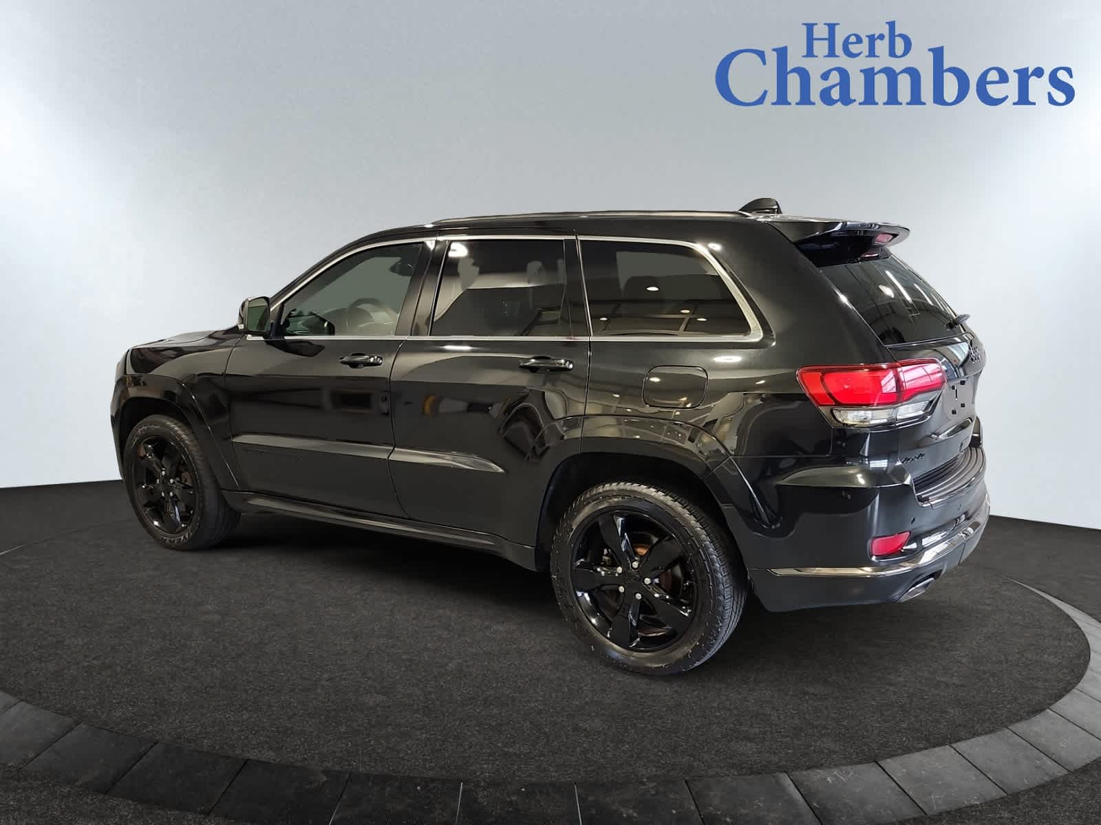 used 2016 Jeep Grand Cherokee car, priced at $15,997