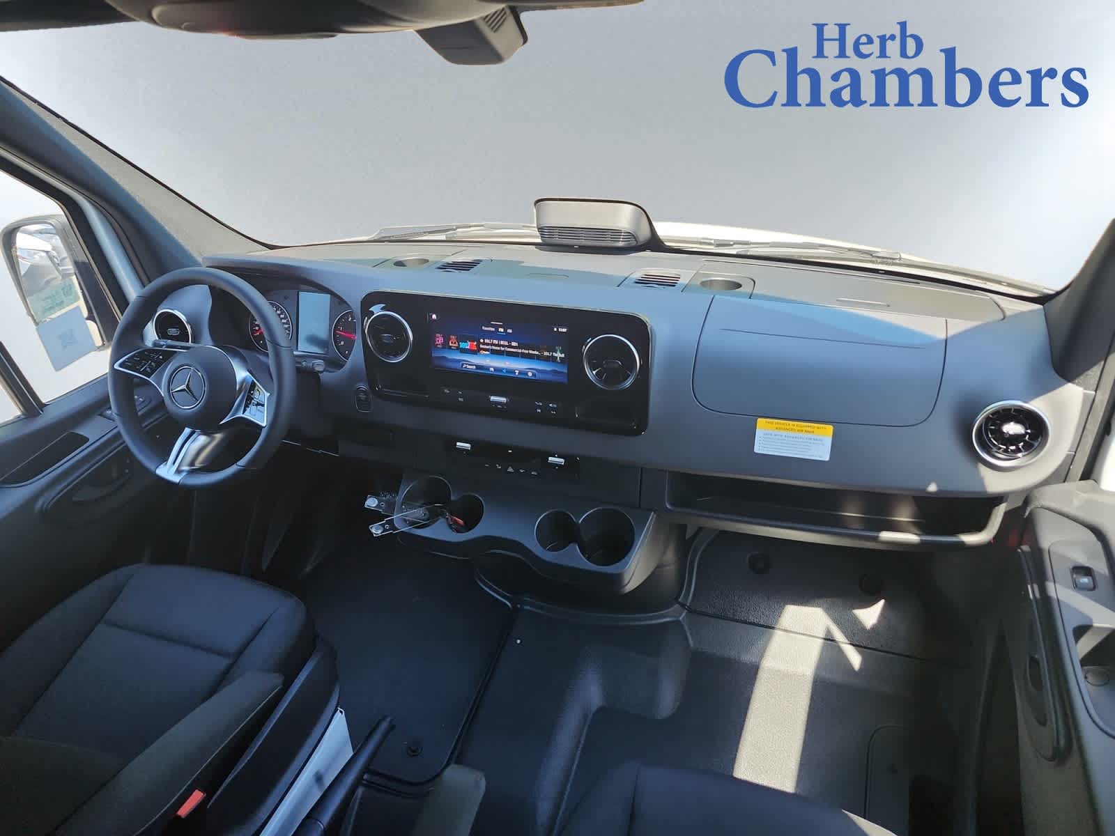 new 2025 Mercedes-Benz Sprinter car