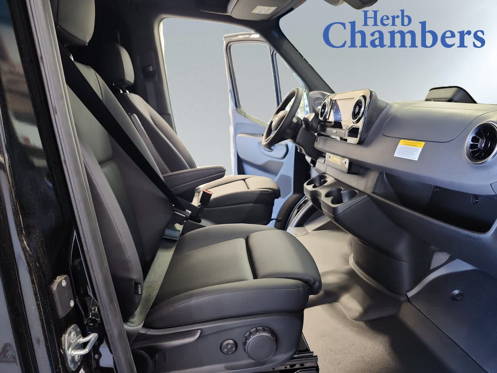 new 2025 Mercedes-Benz Sprinter car