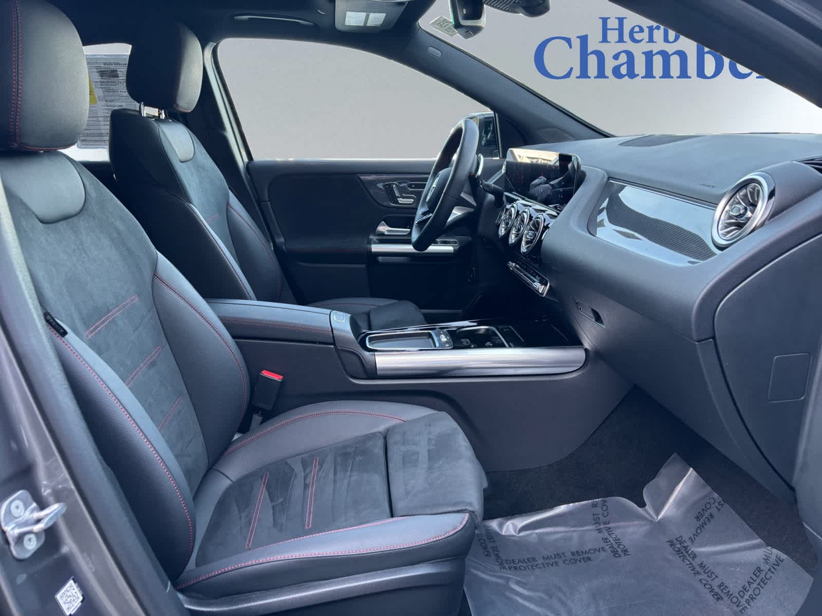 used 2025 Mercedes-Benz GLA 250 car, priced at $45,998
