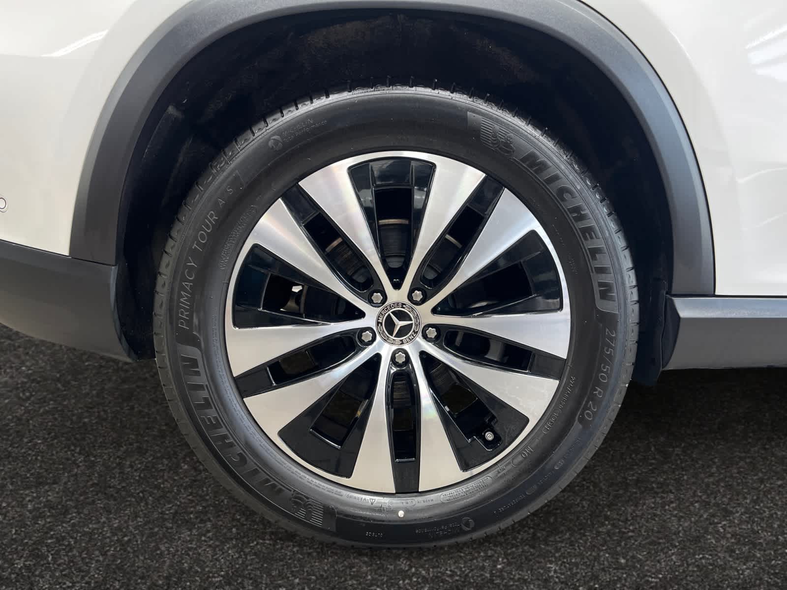 used 2025 Mercedes-Benz GLE 350 car, priced at $57,998