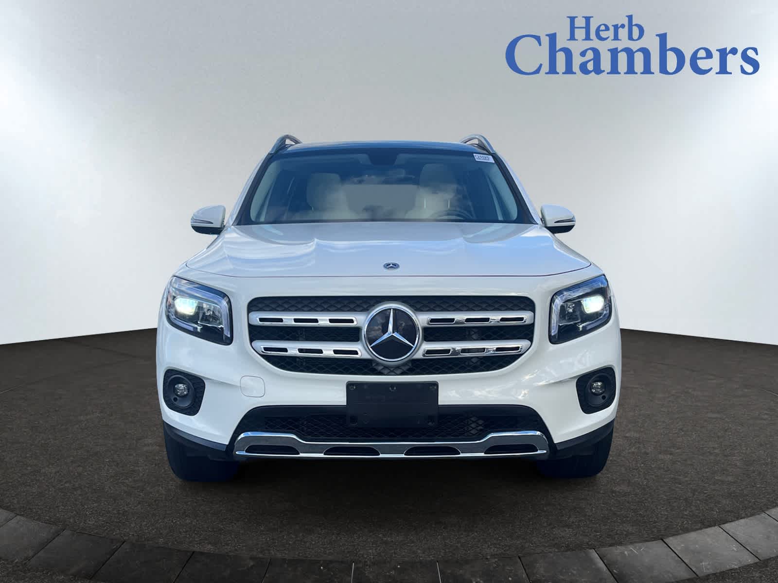 used 2021 Mercedes-Benz GLB 250 car, priced at $29,998