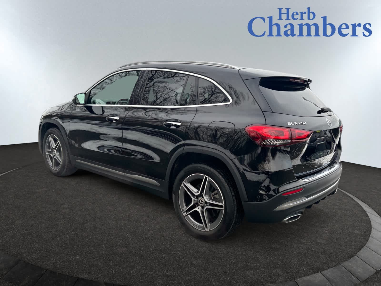 used 2021 Mercedes-Benz GLA 250 car, priced at $27,998