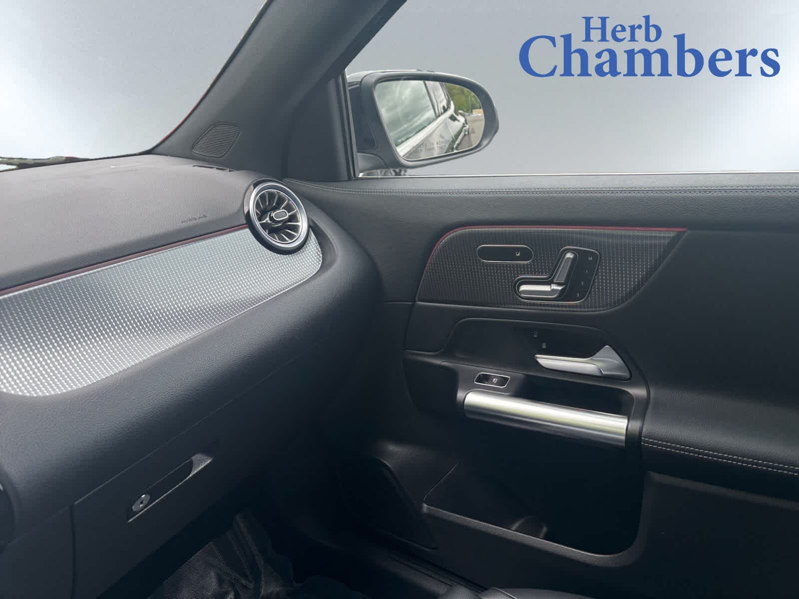 used 2022 Mercedes-Benz GLA 250 car, priced at $31,998
